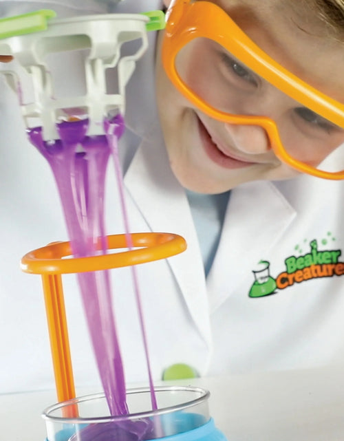 Load image into Gallery viewer, Beaker Creatures Alien Experiment Lab - 18 Pieces Boys and Girls Ages 5, 6, 7+ Science Toys, Science Kit for Kids
